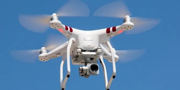 無人機航拍拍攝模糊不清晰是什么問題